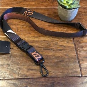 🆕FOX ~STATIC LANYARD~ ONE SIZE